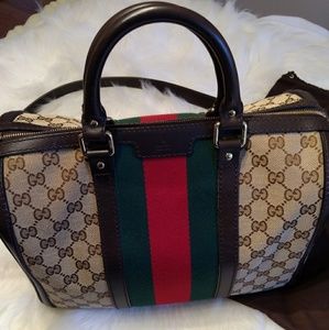 Model: Vintage Web Boston Bag GG Canvas Medium